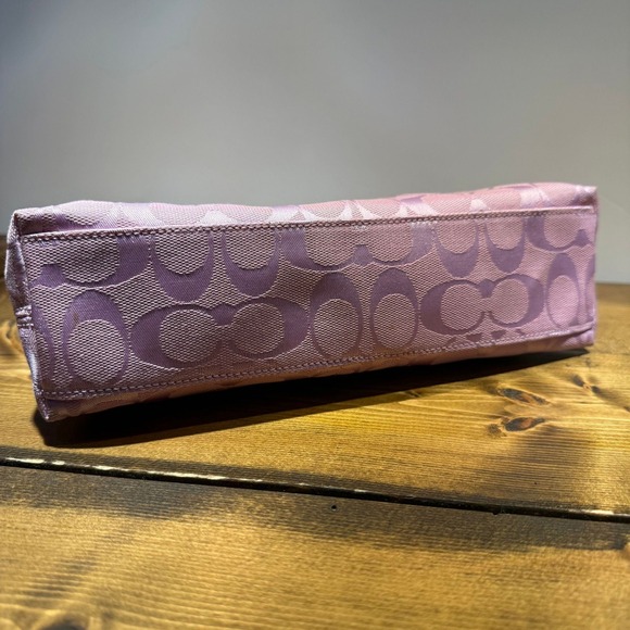 Vintage PINK Coach Hamptons Demi Baguette Bag Signature Jacquard Monogram - Picture 3 of 5
